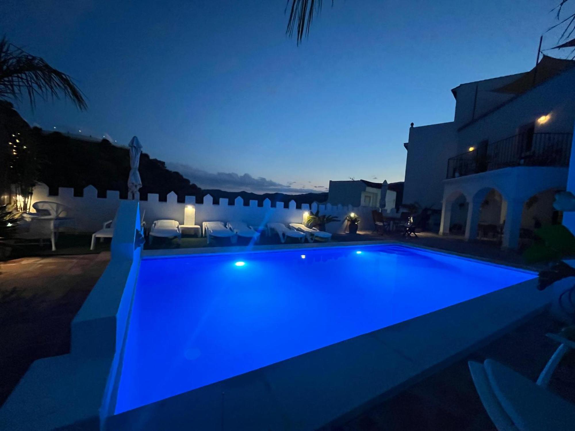 イスタン Casa Del Leonヴィラ エクステリア 写真